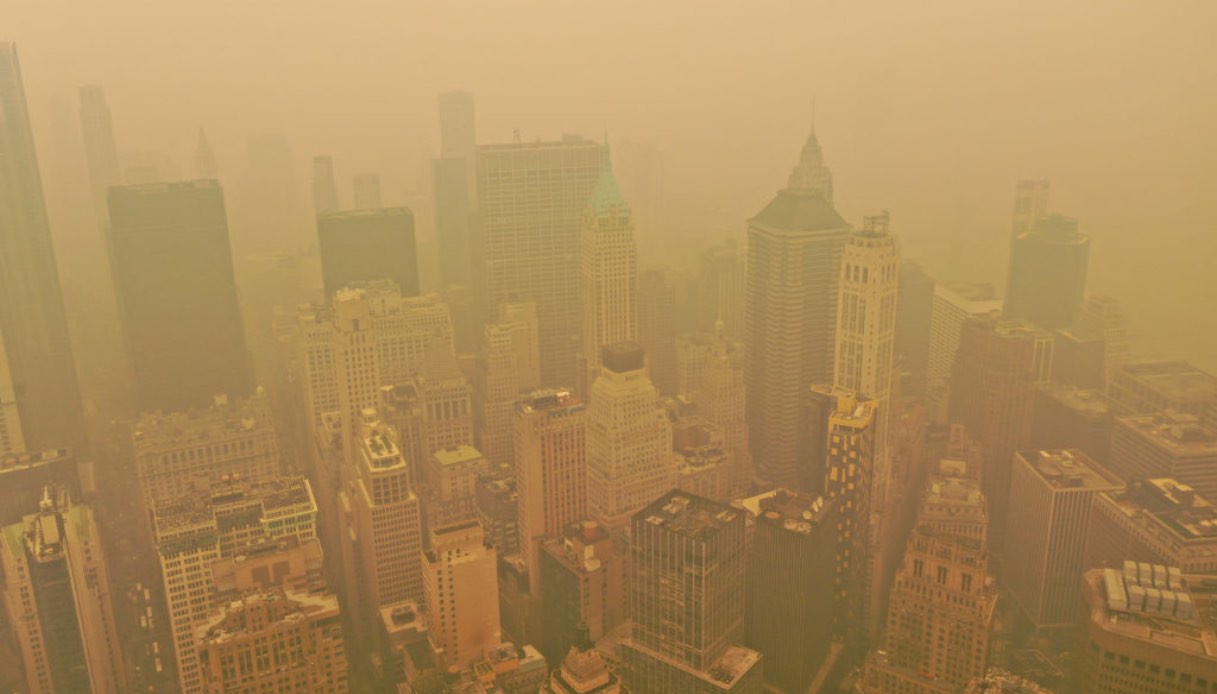 Coltre grigia sulla città di New York