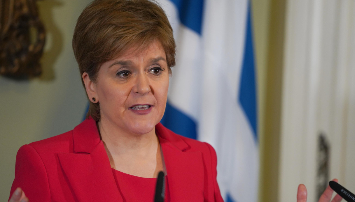 Arrestata l'ex premier scozzese Nicola Sturgeon: accusata nell'inchiesta sui fondi del partito indipendentista