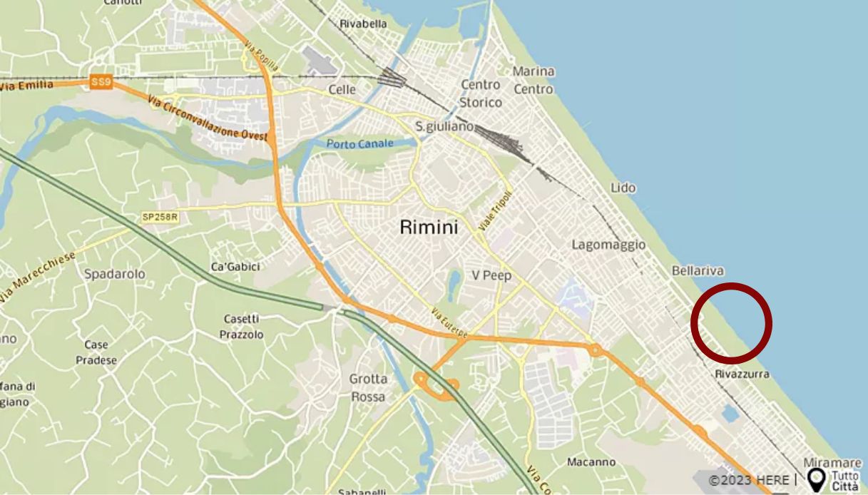 Negoziante pestato rapina Rimini