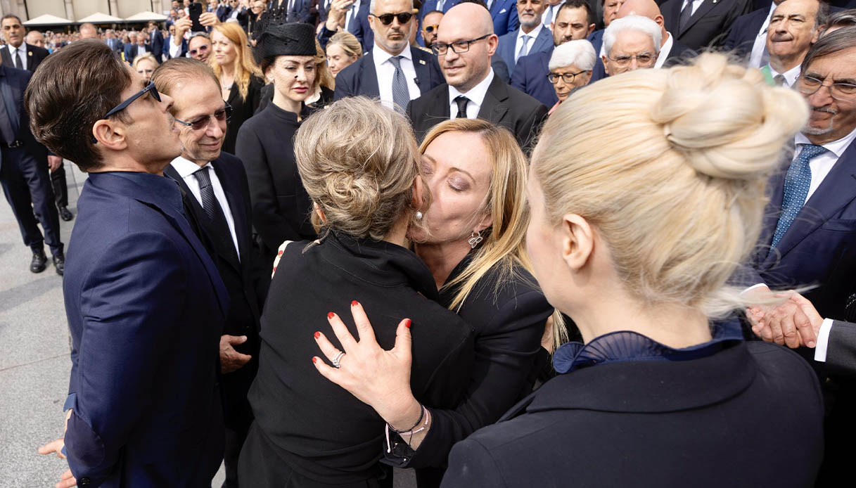 funerali berlusconi marina meloni