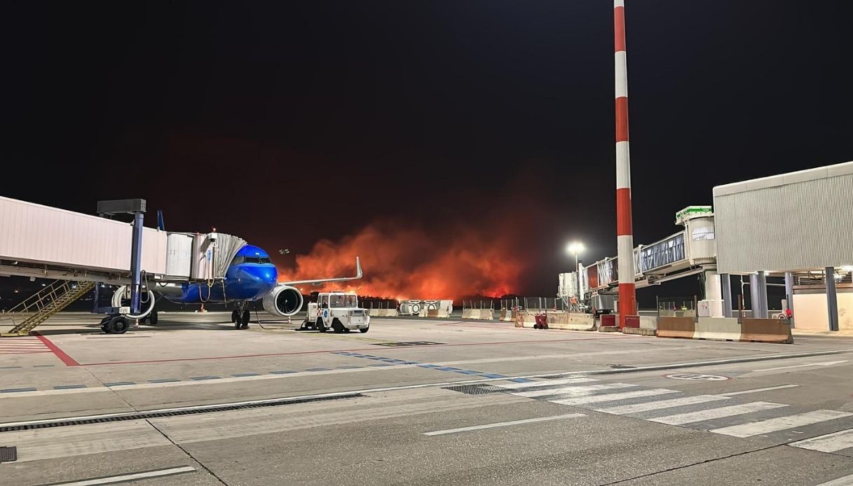 aeroporto palermo incendi