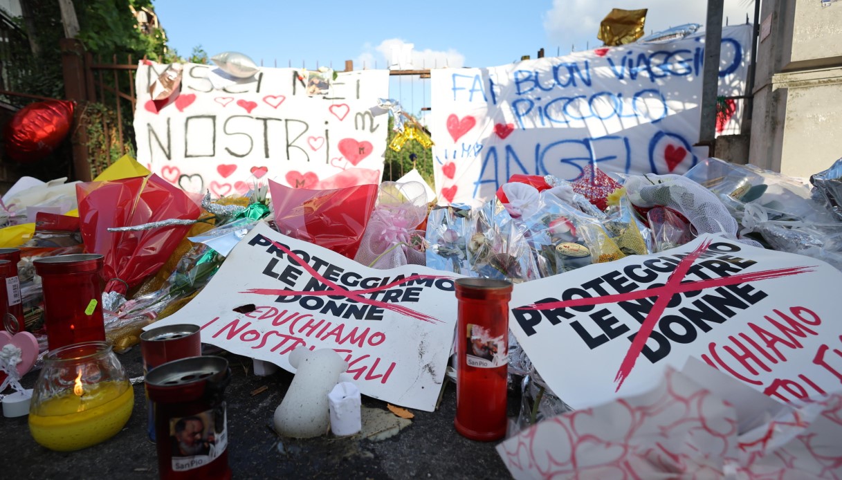 In centinaia alla fiaccolata a Primavalle in ricordo di Michelle Causo, il padre: "Devono morire in carcere"