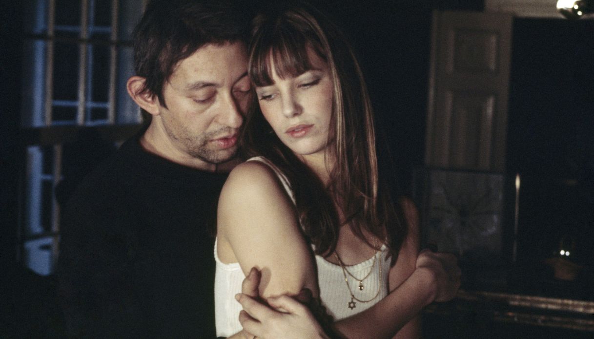 Morta a 76 anni l’attrice e cantante Jane Birkin: duettò con Serge Gainsbourg in 