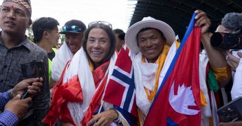 Accusa degli alpinisti alla donna dei record sul K2: “Il suo gruppo ha lasciato uno sherpa ferito in montagna”