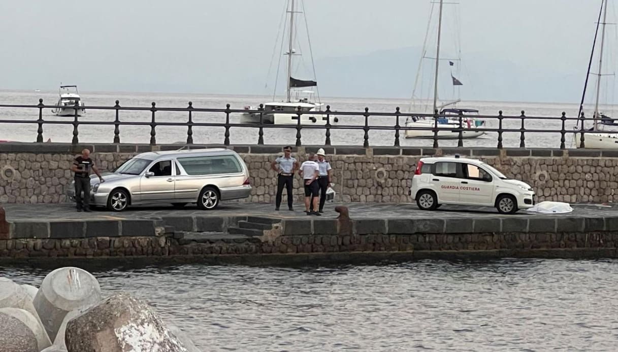 Indagato lo skipper Elio Persico per lo scontro tra barche ad Amalfi: accusato di omicidio colposo e naufragio