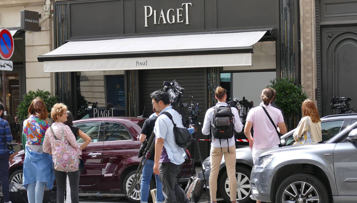 Rapinata la celebre gioielleria Piaget di Parigi bottino compreso