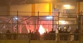 foggia-stadio-incendio-fiamme