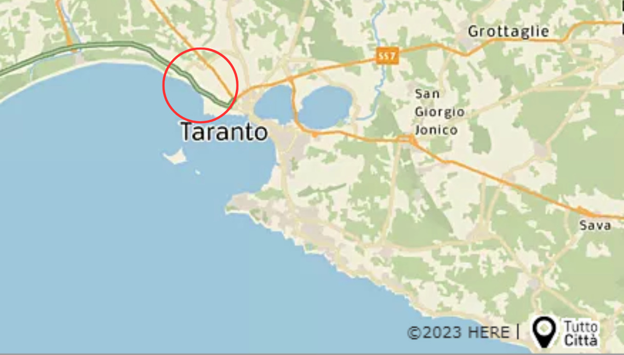 Morto in un incidente in moto a Taranto sulla statale Jonica: terribili le conseguenze dell'impatto sul 39enne