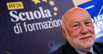 Morto a 85 anni il sociologo Domenico De Masi, stroncato da una malattia improvvisa