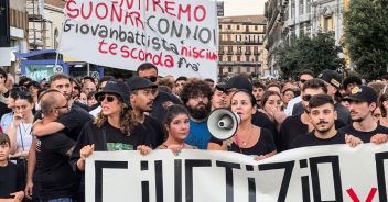 musicista-ucciso-napoli-corteo