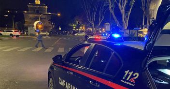 shpalman roma feci auto ragazze