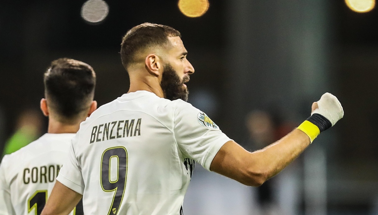 Il calciatore Karim Benzema avrebbe legami coi Fratelli Musulmani accuse del ministro degli Il calciatore Karim Benzema avrebbe legami coi Fratelli Musulmani accuse del ministro degli