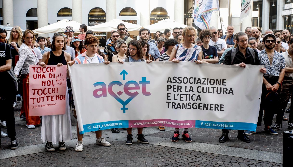 Transgender polizia locale Milano