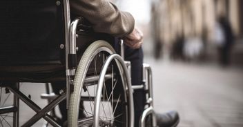 Gamba amputata perché in ospedale non c'era posto