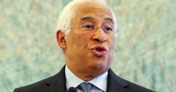 Il premier del Portogallo Antonio Costa si dimette per uno scambio di persona