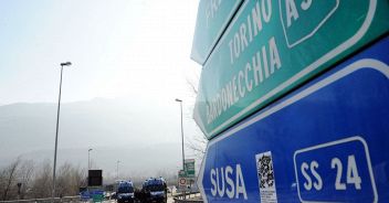 sassaiola-in-autostrada-e-a-bardonecchia