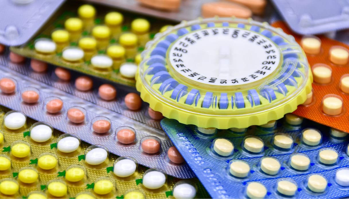 La pillola anticoncenzionale maschile è sempre più vicina: iniziata la sperimentazione, come e quanto funziona