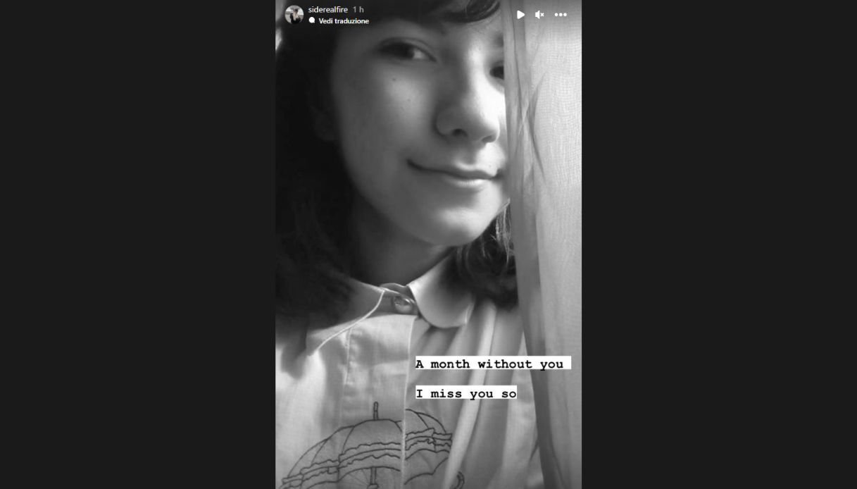 Il messaggio di Elena Cecchettin un mese dopo la morte della sorella Giulia: la foto pubblicata su Instagram