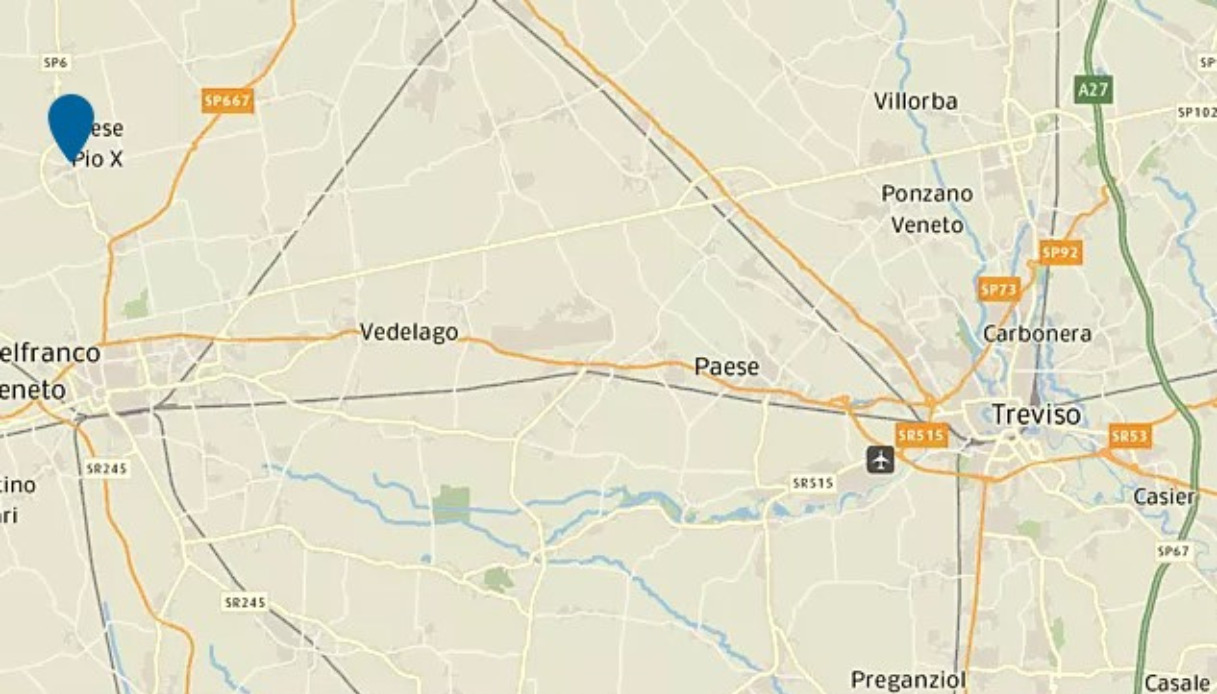Femminicidio a Riese Pio X vicino Treviso, donna 27enne uccisa a coltellate sotto casa: sentito il compagno