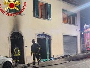 Due morti in un incendio a Bagno a Ripoli vicino Firenze: coppia di anziani vittima del rogo in casa