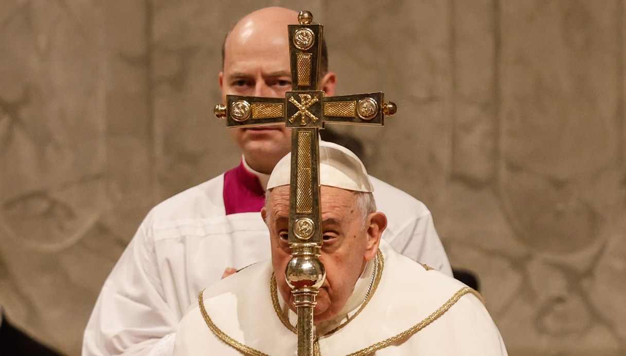 Papa Francesco celebra la Santa Messa della Notte di Natale