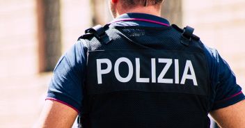 poliziotto