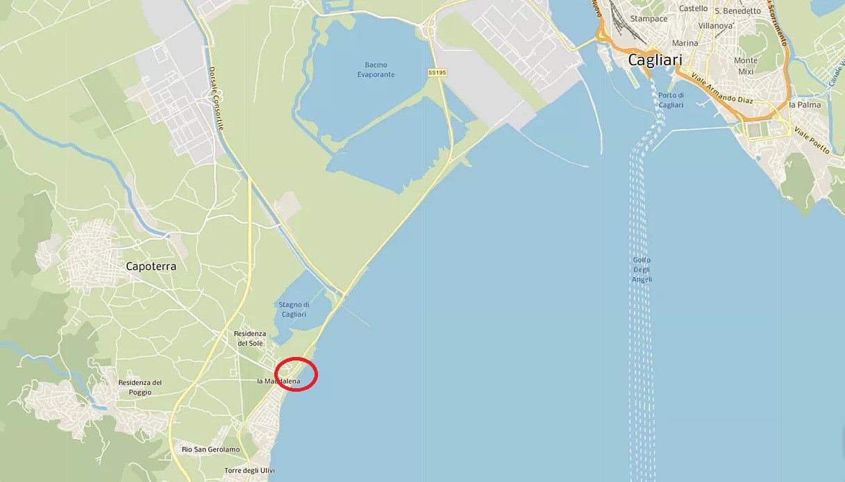 Morto 19enne a Capoterra vicino Cagliari: l'auto fuori strada sulla statale 195 si è ribaltata finendo in mare