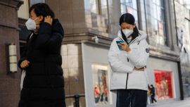 Cina sperimenta una variante killer del coronavirus: sui topi sarebbe mortale al 100%, l'allarme degli esperti