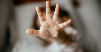 violenza-sessuale-figlia-10-anni