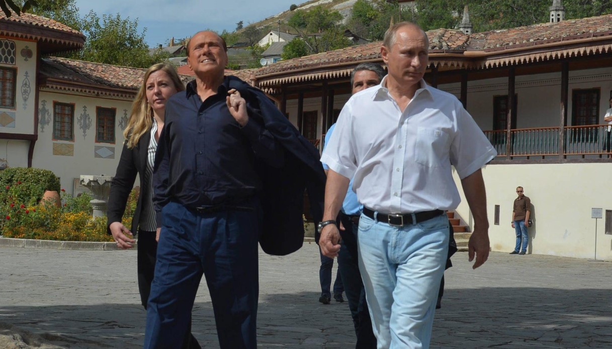 Il messaggio improvviso di Vladimir Putin all'Italia: risposta del presidente della Russia a una studentessa