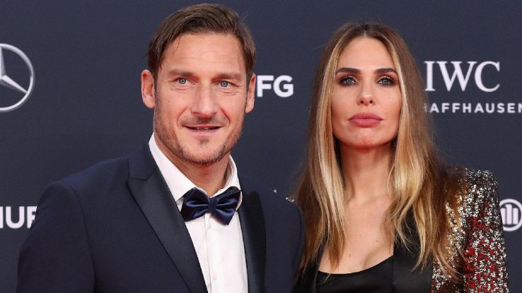 Totti ha perso tre milioni al Casinò, l'attacco di Ilary Blasi e il  problema del maxi assegno di mantenimento