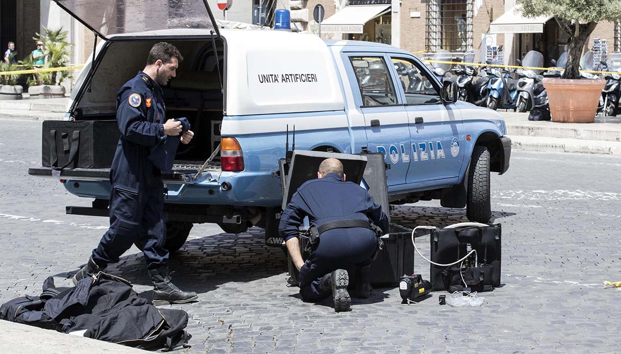 Ministero della Cultura evacuato per un allarme bomba a Roma in via del Collegio dopo una telefonata anonima