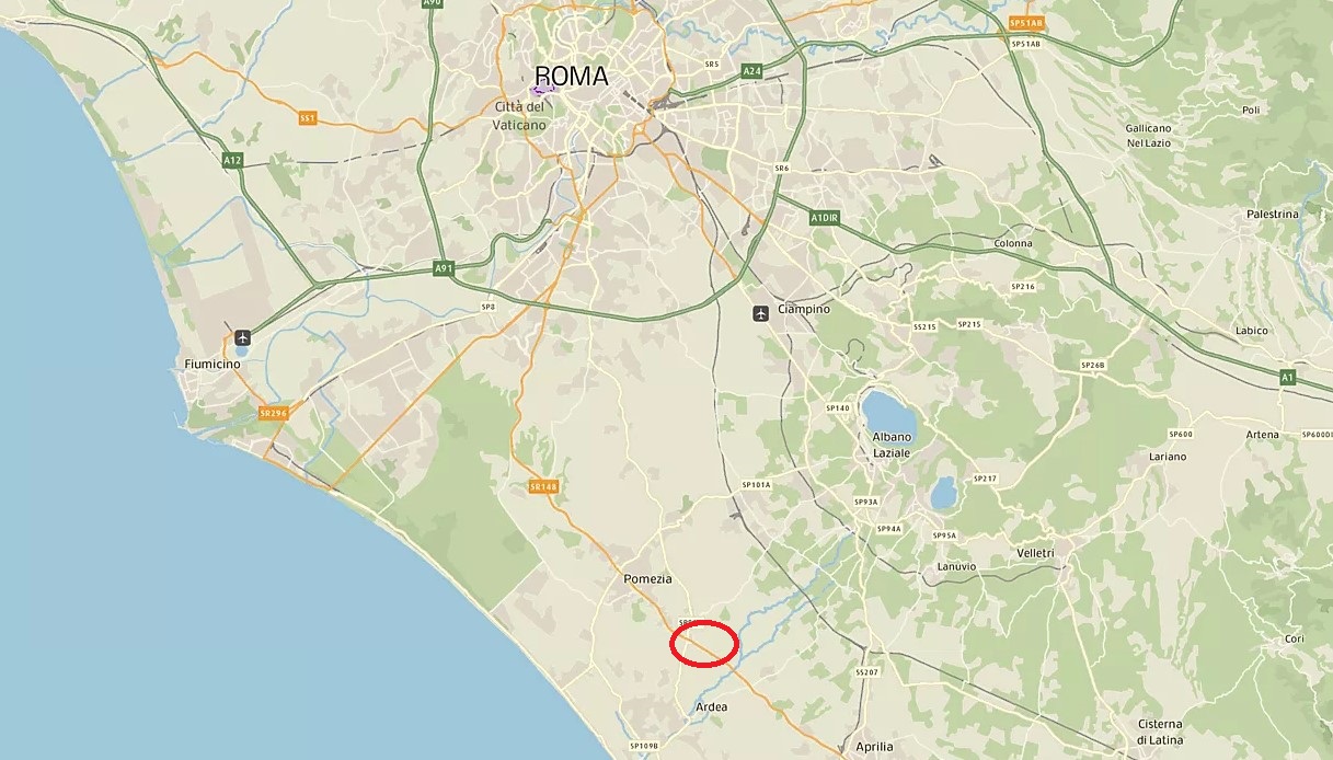 Scontro fra tre auto sulla Pontina ad Ardea vicino Roma: morta una bambina di 8 anni, feriti altri due bimbi