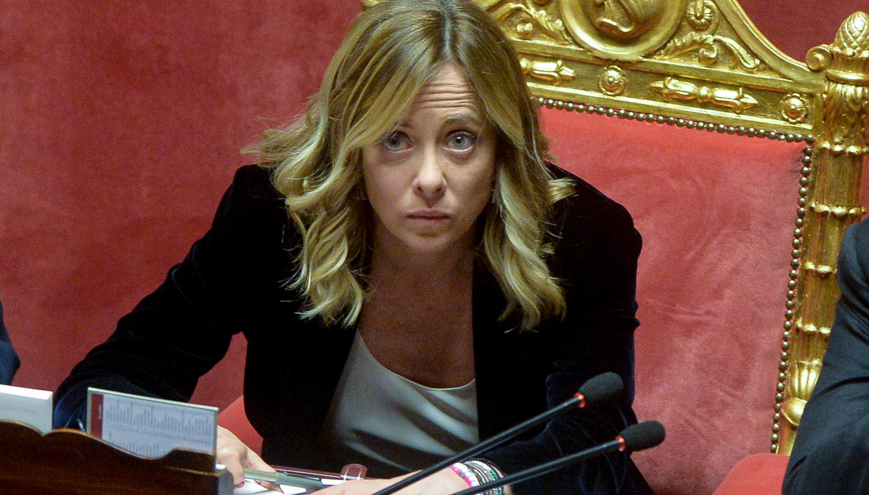 Meloni sulle Fosse Ardeatine non fa riferimenti al fascismo, l