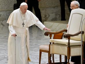 Papa Francesco non ha partecipato alla Via Crucis al Colosseo: le condizioni di salute del Pontefice
