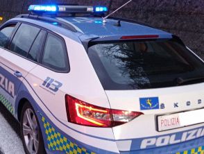 Investito sull'A4 dopo essere sceso dall'auto vicino Bergamo: 61enne muore in autostrada travolto da un camion