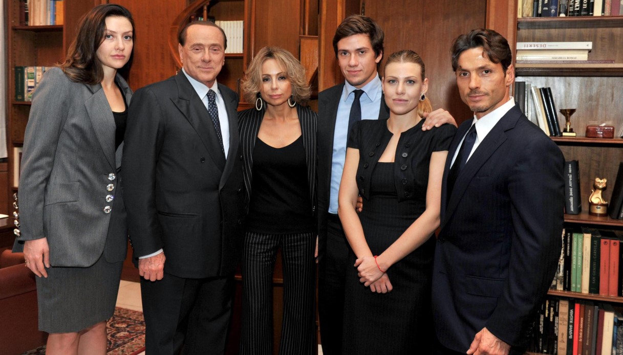 Villa Campari a Marina Berlusconi dopo l'accordo in famiglia: da Pier Silvio a Barbara, case e cifre in ballo