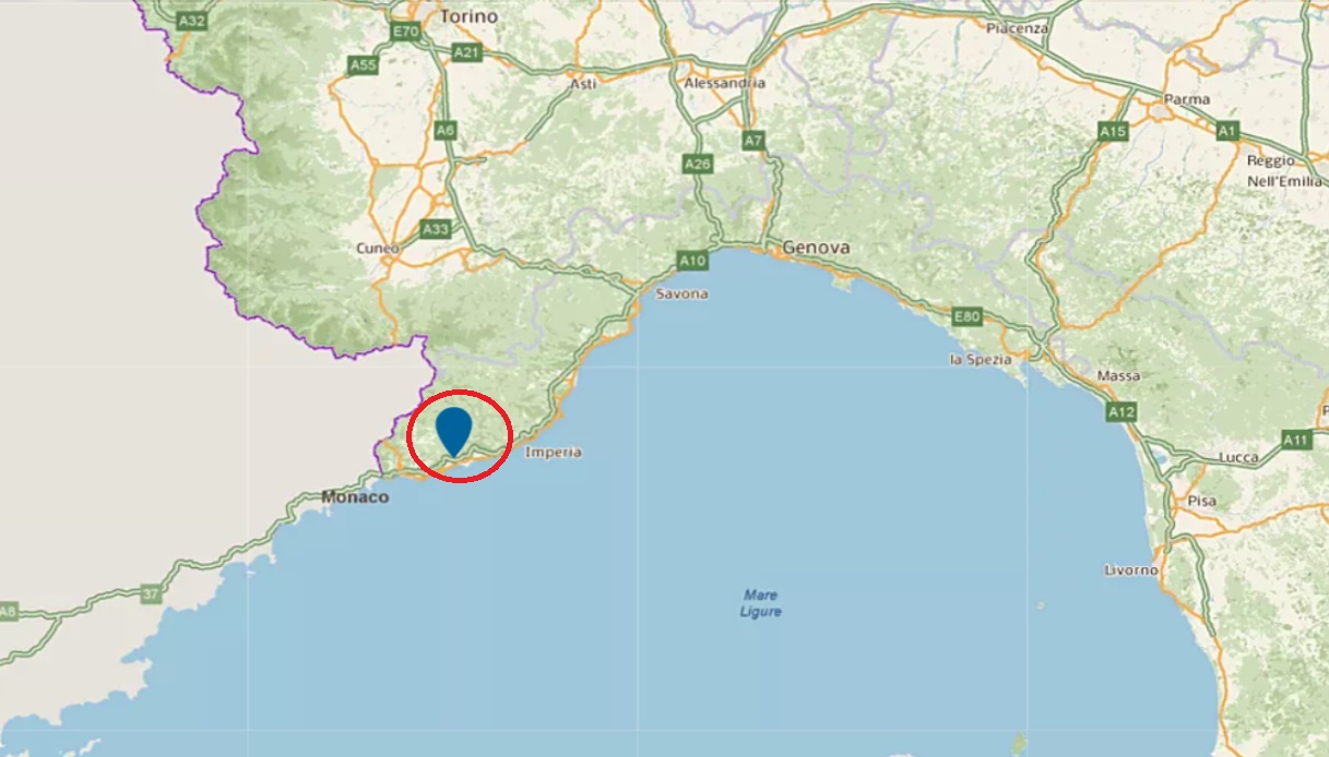Dramma sulla A10 Genova-Ventimiglia, incidente nel territorio di Sanremo: tir schiaccia un'auto, due morti e feriti gravi