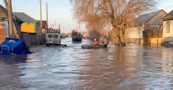 diga orsk russia crollo morti evacuazioni inondazione