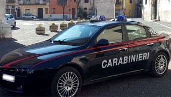 Ladro tenta rapina a Castiglione del Lago ma la titolare lo ...