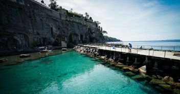 marina-piccola-sorrento-cadavere