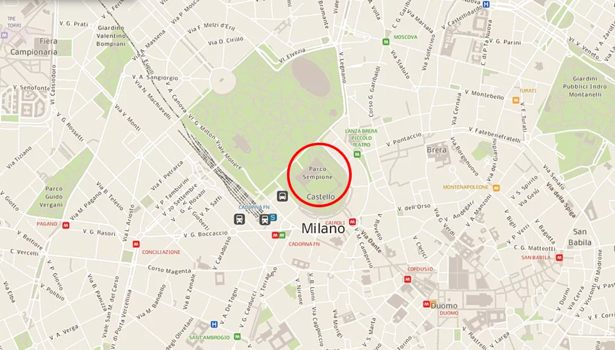 Influencer Elena Berlato rapinata a Milano al parco Sempione, spinta a terra: in ospedale dopo l'iPhone rubato
