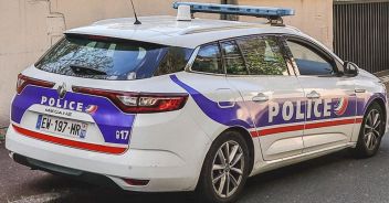 polizia-studente-morto-parigi-scuola