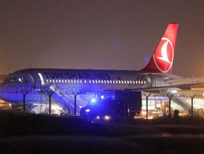 Atterraggio d'emergenza a Milano Malpensa per un aereo Turkish Airlines: fumo dal motore, cosa è successo