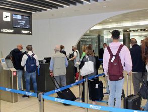 Aereo dell'Enav finisce fuori pista all'aeroporto di Olbia: scalo temporaneamente chiuso e voli dirottati