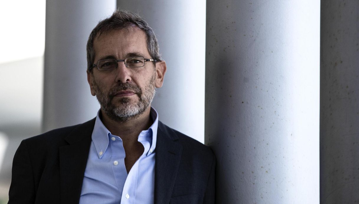 Roberto Saviano contro la ministra Roccella, lo scrittore difende i contestatori: "Bisognava dare un segnale"