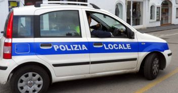 donna-morta-investita-auto-napoli