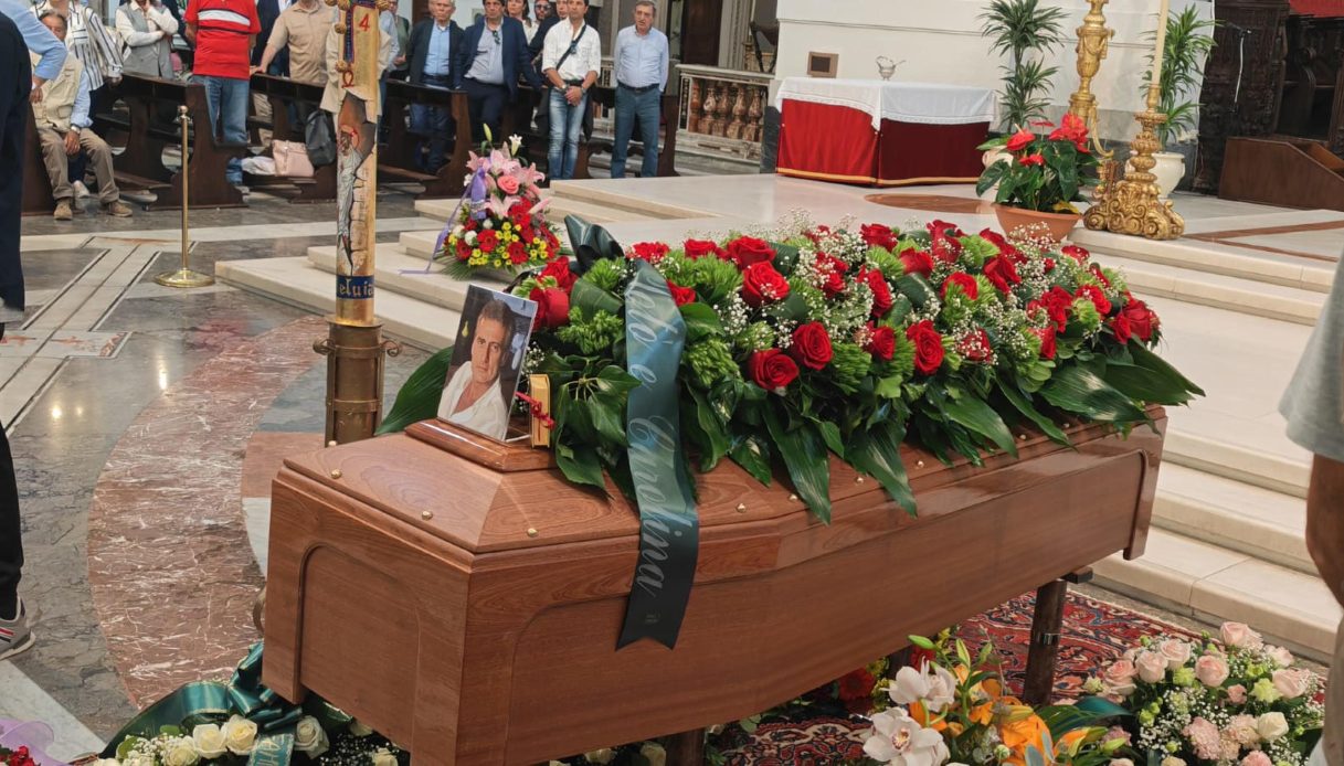 funerale Angelo Onorato Palermo discorso moglie Francesca Donato Digos