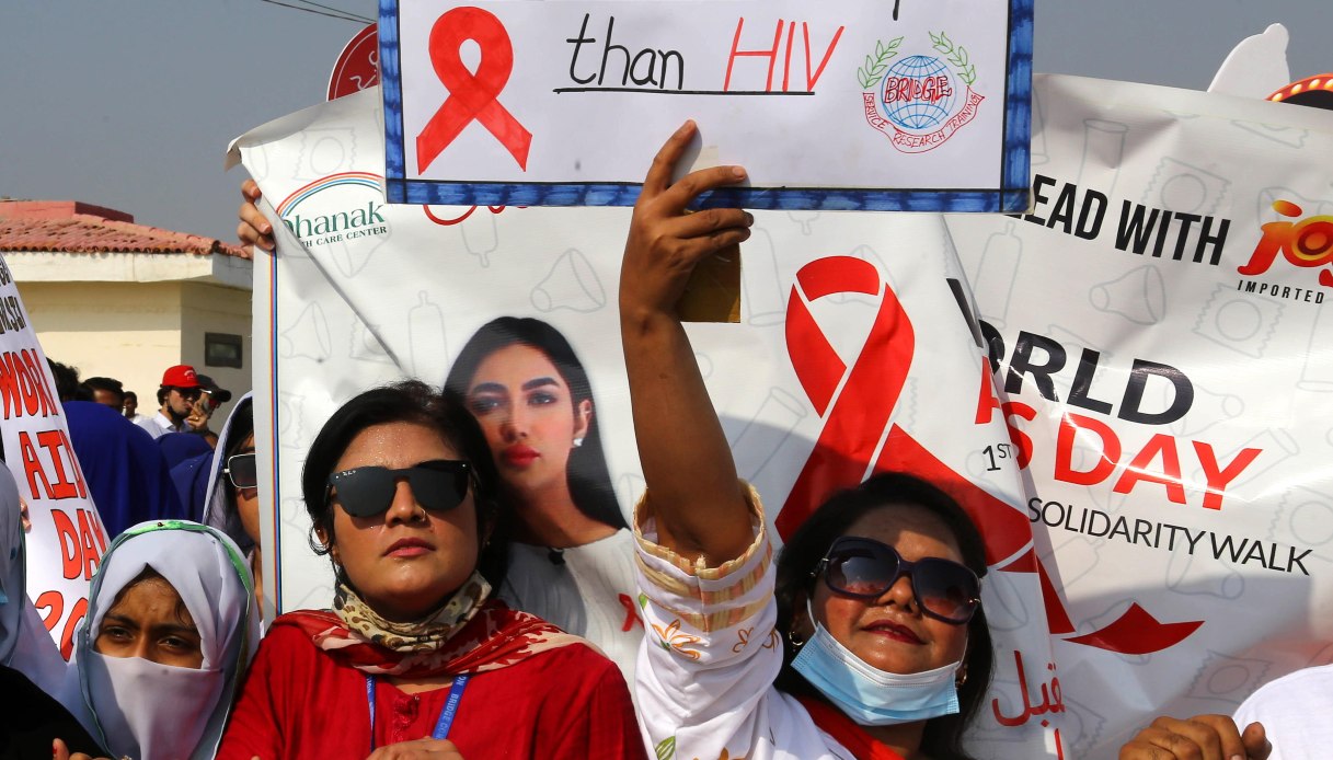 hiv aids vaccino