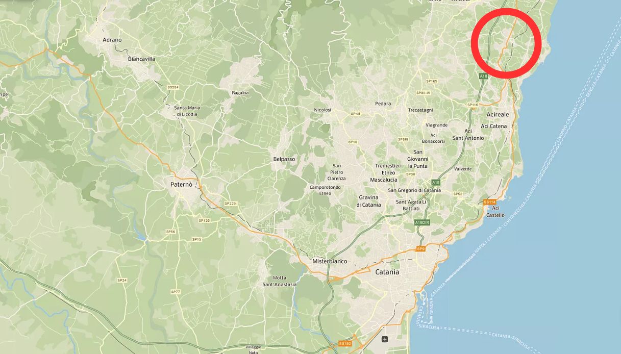 Incidente nella notte nella frazione Guardia Mangano di Acireale (Catania), morto un motociclista 31enne